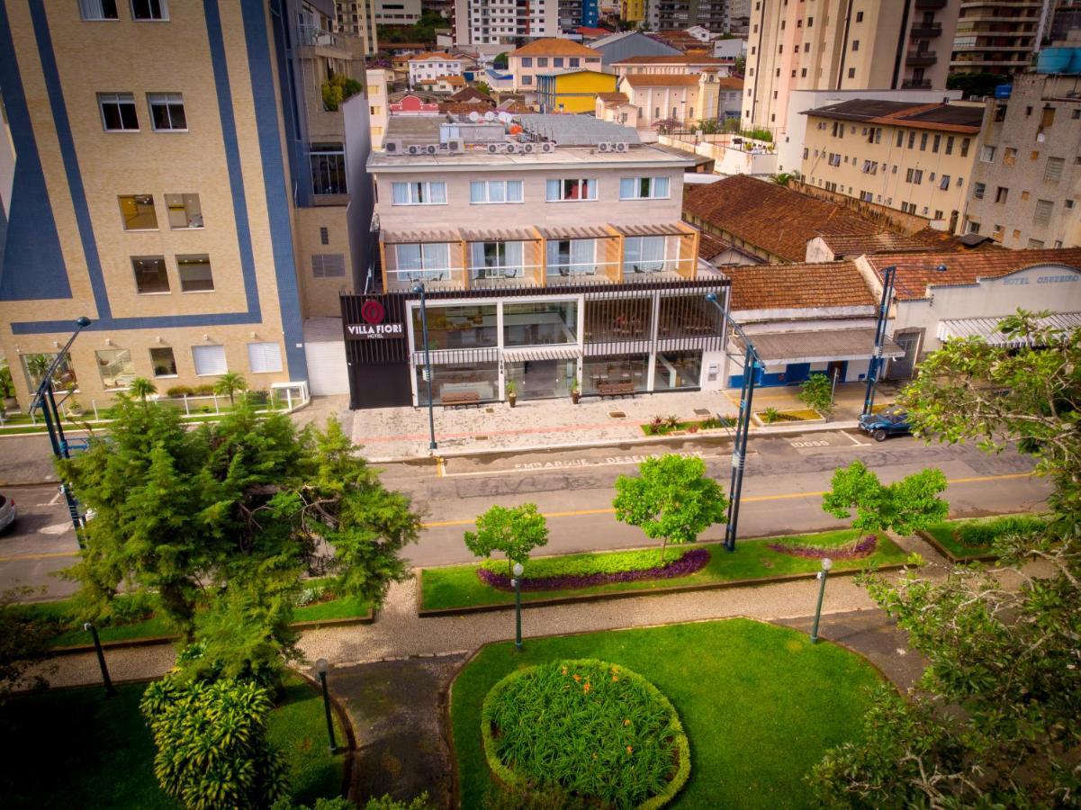 Hotel Villa Fiori Poços de Caldas Exterior foto